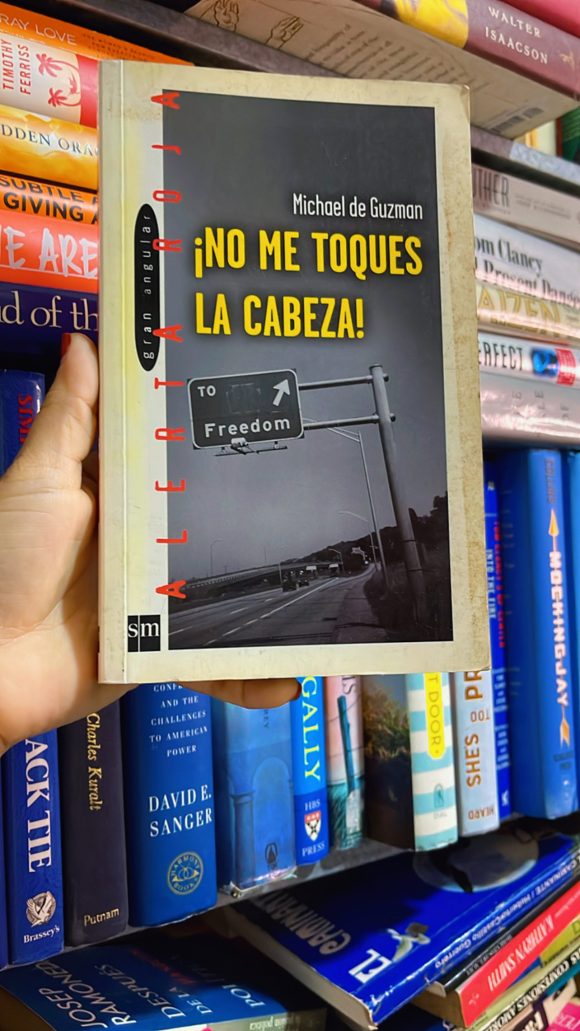 No me toques la cabeza